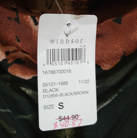 Windsor (NWT)- Will You Accept This Rose Dress - Picture 8 of 8